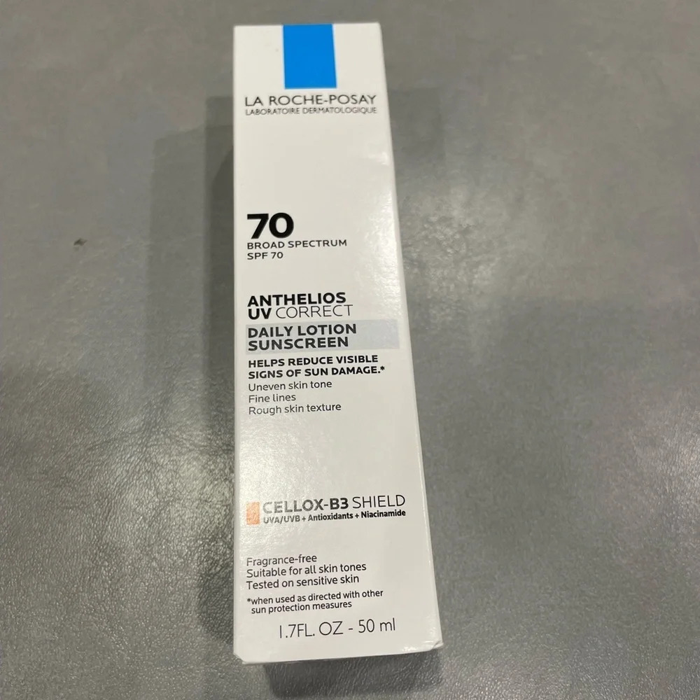 La Roche-Posay Face Sunscreen UPF 70 NWT